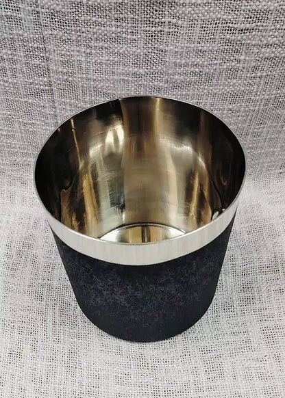 pojemnik metalowy