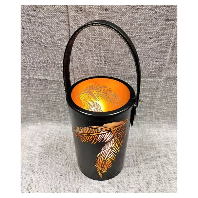 Lampion metalowy z motywem liścia 25cm – widok z boku